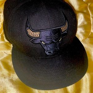 Chicago bulls fitted cap(One size)